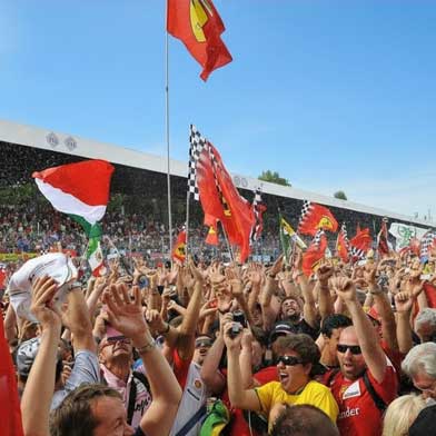 Austin US Grand Prix Fans celebrating at Formula 1 race